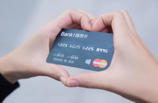 信用卡可以逾期嗎？有過(guò)逾期記錄還能申請(qǐng)信用卡嗎？
