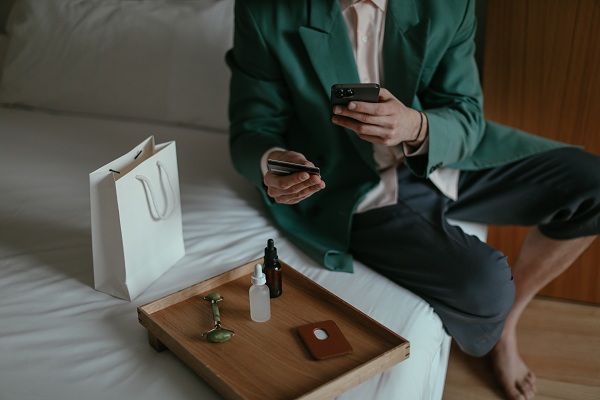 信用卡逾期影響買房嗎?夫妻一方信用卡逾期會(huì)影響房貸嗎?