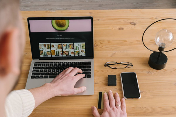 民生信用卡千萬別分期