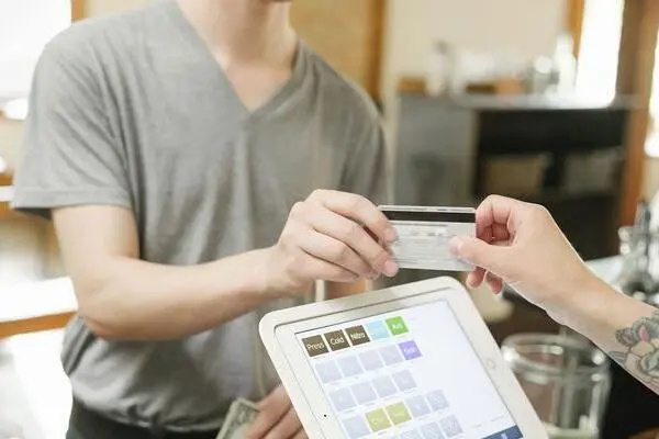 信用卡怎么看還款日和賬單日？信用卡還款日是什么意思?
