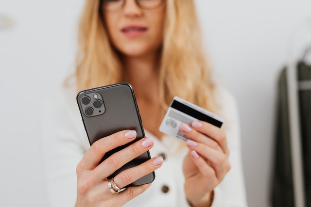 平安銀行信用卡協(xié)商電話多少？平安銀行信用卡有幾天還款寬限期？