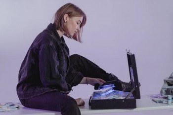 工商信用卡逾期兩年多沒(méi)聯(lián)系奇怪嗎？有什么影響？