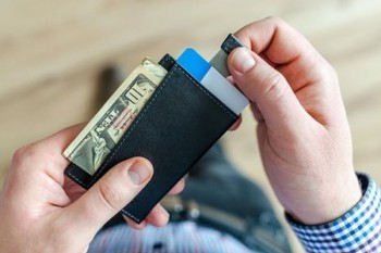 信用卡最低額度多少錢？第一次能刷多少？