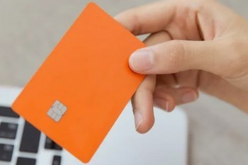 信用卡逾期可以貸款買車嗎