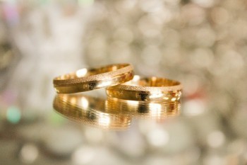 信用卡逾期兩年會(huì)凍結(jié)微信嗎？逾期兩年會(huì)不會(huì)被起訴？