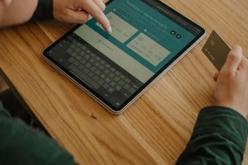 信用卡逾期三年不接銀行電話會(huì)怎么樣？會(huì)影響房貸嗎？