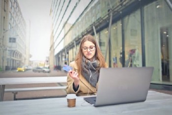 信用卡逾期影響買房嗎？還能夠申請(qǐng)房貸嗎？