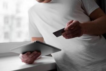 如果欠銀行信用卡無(wú)力償還怎么辦？會(huì)不會(huì)坐牢呢？