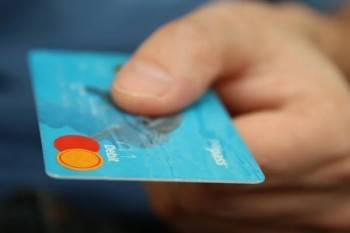 信用卡協(xié)商還款二次逾期會怎樣？怎么辦？