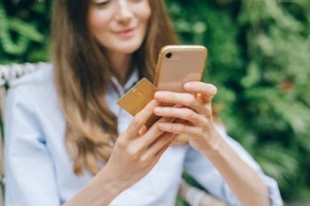 信用卡欠錢(qián)還不上怎么辦？如何解決？