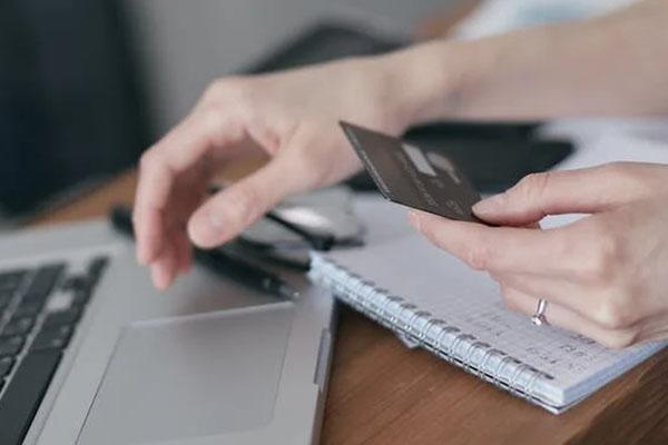 學(xué)生可以申請(qǐng)信用卡嗎