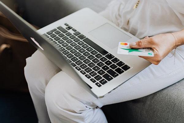 如何申請visa信用卡