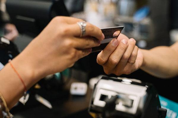 信用卡協(xié)商分期銀行不同意怎么辦？需要什么材料？