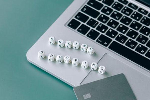 信用卡到期必須全額還款嗎？需要進行注銷嗎？