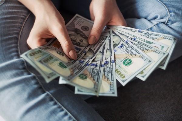 如何協(xié)商信用卡停息掛賬？停息掛賬流程是什么?