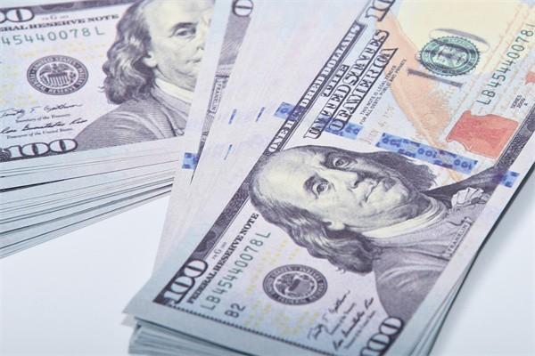 興業(yè)消費金融逾期多久會起訴到法院？信用卡逾期有哪些影響？