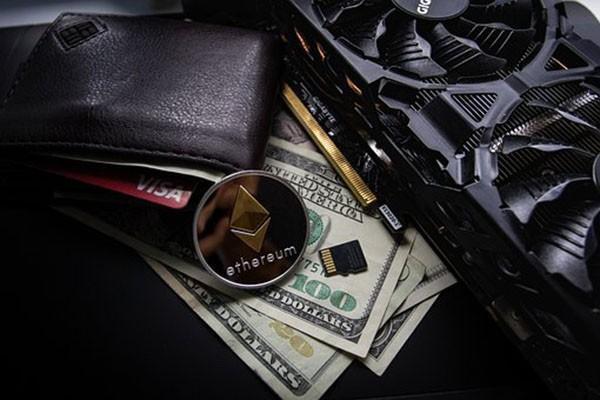 信用卡手續(xù)費(fèi)一萬塊錢是多少？費(fèi)率由什么決定？
