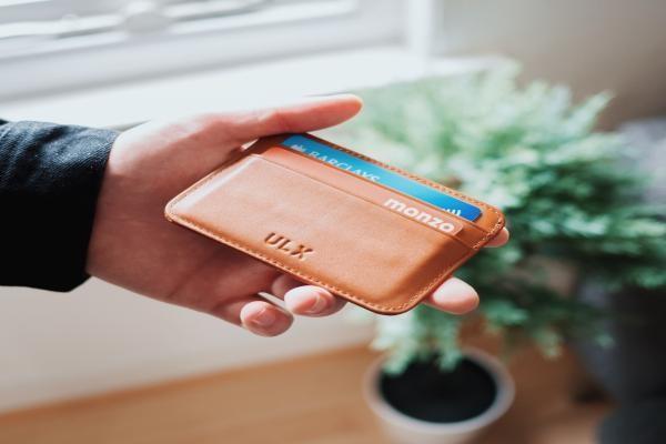 民生銀行信用卡逾期一天會(huì)不會(huì)上信用？最低還款有影響嗎？