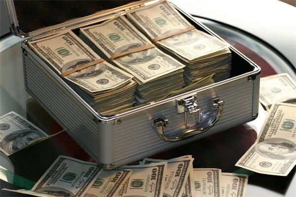 信用卡分期怎么扣費(fèi)的？分期免息要手續(xù)費(fèi)嗎