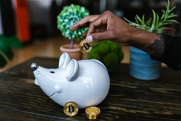 度小滿如何用別人銀行卡還款？上信用嗎？