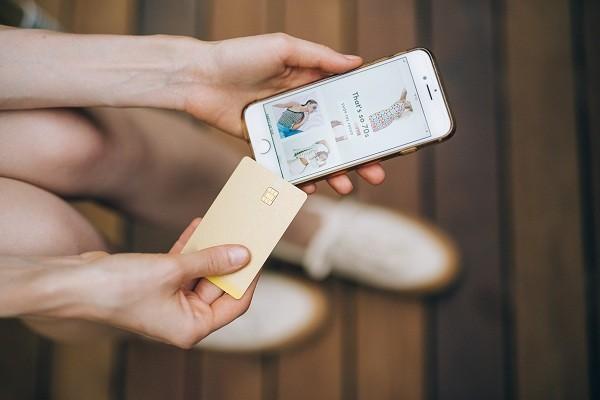 交行信用卡協(xié)商還款電話(huà)多少？協(xié)商還款有哪些影響？