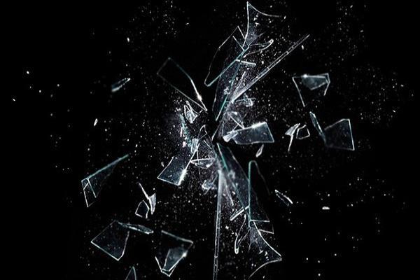 工商銀行信用卡晚了一天還款會怎樣？晚了一天還款會凍結(jié)卡嗎？