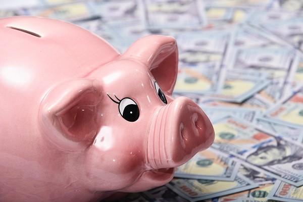 建行信用卡逾期可以協(xié)商減免違約金嗎？怎么協(xié)商減免違約金？