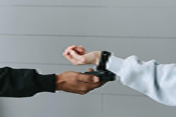 桔多多逾期2天就說取消分期是真的嗎？2天會爆通訊錄嗎?