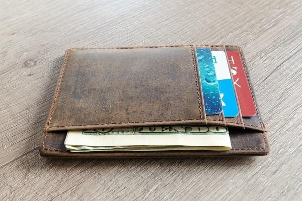 招商銀行信用卡的年利率是多少？利息可以協(xié)商減免嗎？