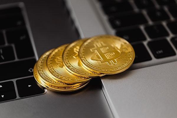 網(wǎng)上貸款是不是影響辦信用卡？影響信用卡額度嗎？
