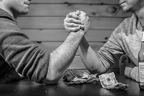 銀行貸款逾期起訴流程及時間多少？起訴后還可以協(xié)商嗎？