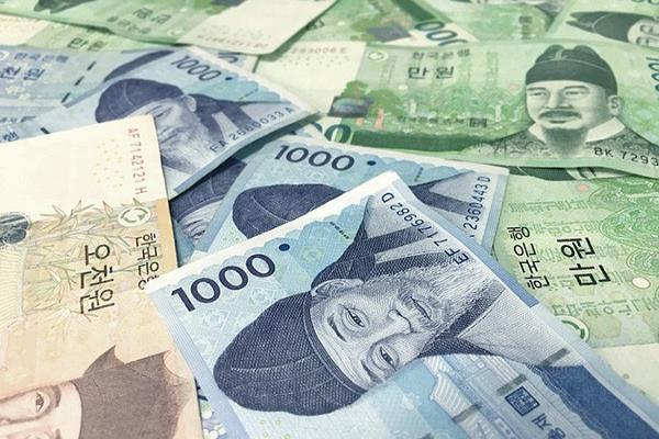 逾期還能辦信用卡嗎？欠款多長期限可能被銀行?？?？