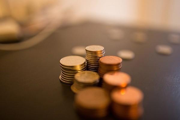 工商銀行信用卡逾期增長利息嗎，怎么協商本金呢？