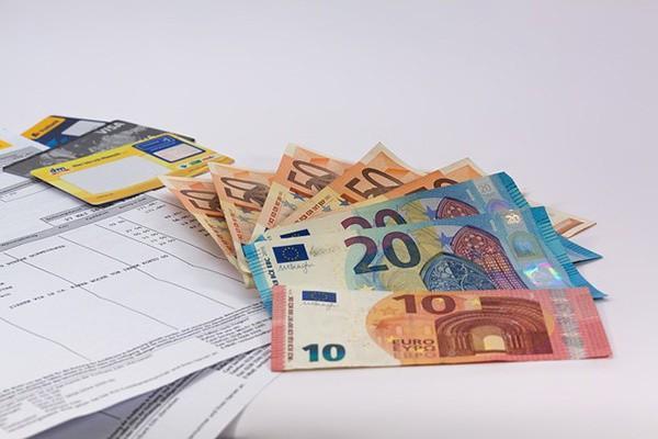 建行信用卡逾期60天銀行會(huì)怎樣？如何處理？