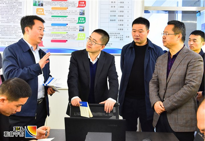 2019年3月21日，李鑫参观金源煤矿安全自省室（徐帅）.jpg