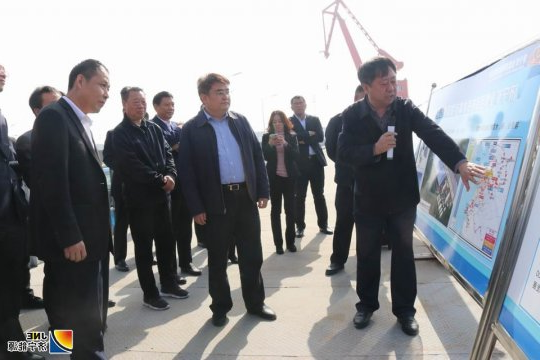 市国资系统到济宁能源铁水联运项目进行现场观摩