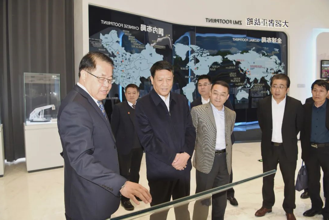 集团公司与郑煤机集团签署战略合作框架协议5.jpg
