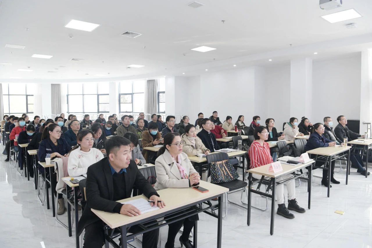 集团公司举办千户集团企业税务风险管理专题培训2.jpg