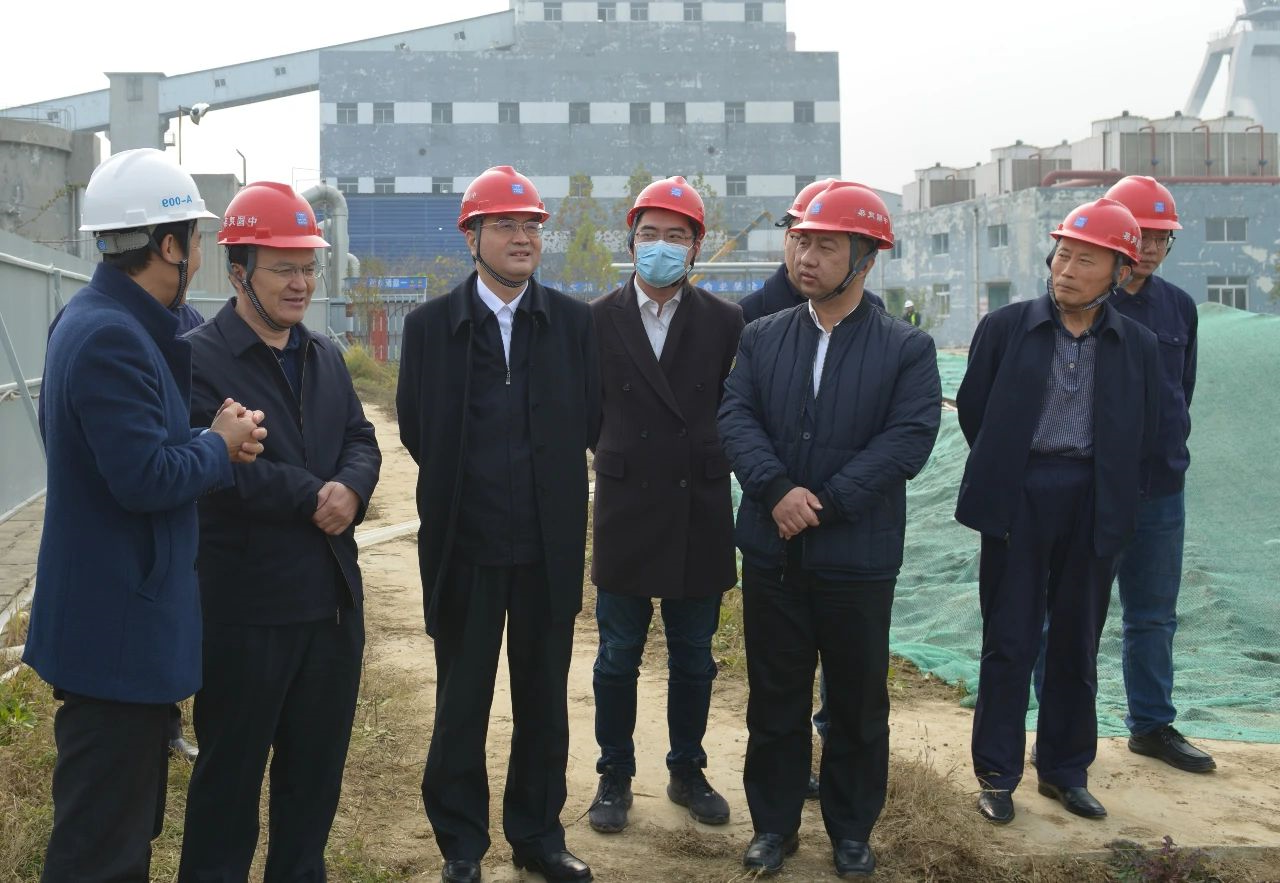 马合生一行到访集团公司就项目合资合作进行调研座谈4.jpg