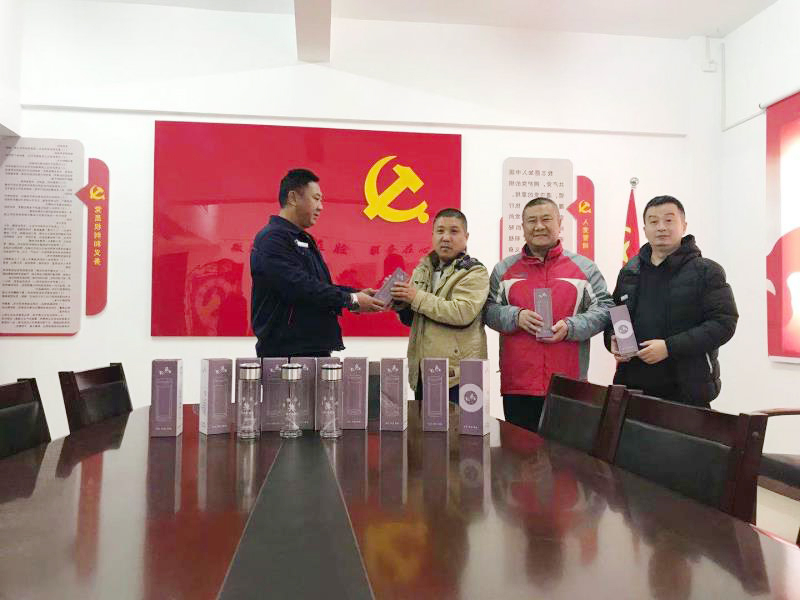 花园煤矿组织开展“学习强国”积分兑换礼品活动.jpg