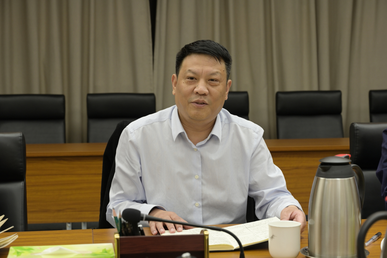 集团公司党委召开领导班子务虚会2.jpg