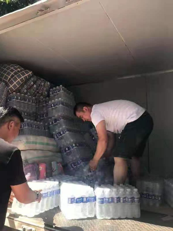 义桥煤矿洗煤厂职工自筹数万元捐助河南赈水灾2.jpg