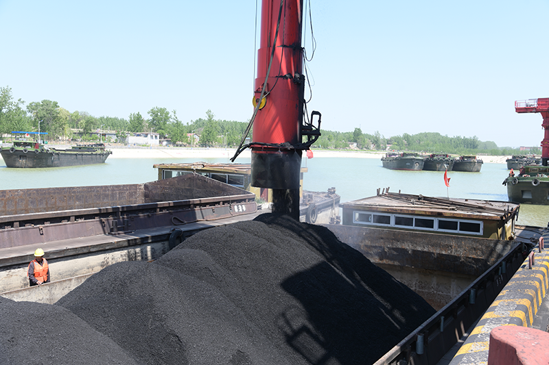 梁山港与上海电力、中煤集团成功“牵手” （胡传堃）.png