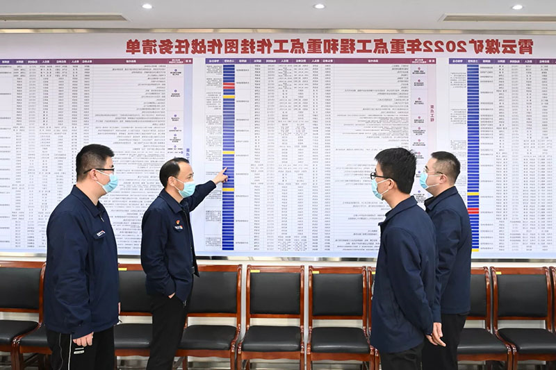 4.监督重锤落地.jpg